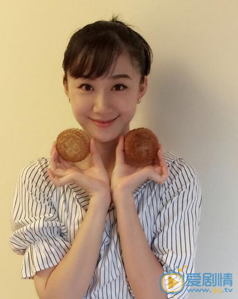 司珂华生活照 司珂华高清写真_司珂华高清剧照