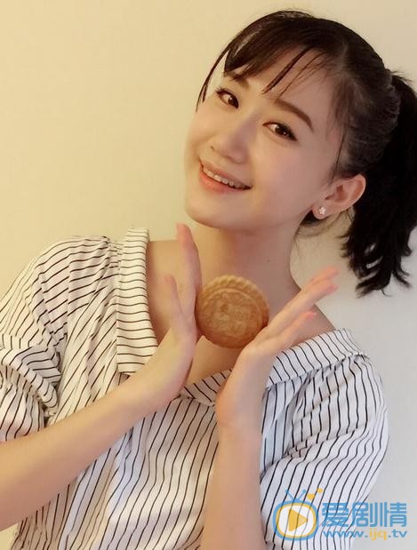 司珂华生活照 司珂华高清写真_司珂华高清剧照