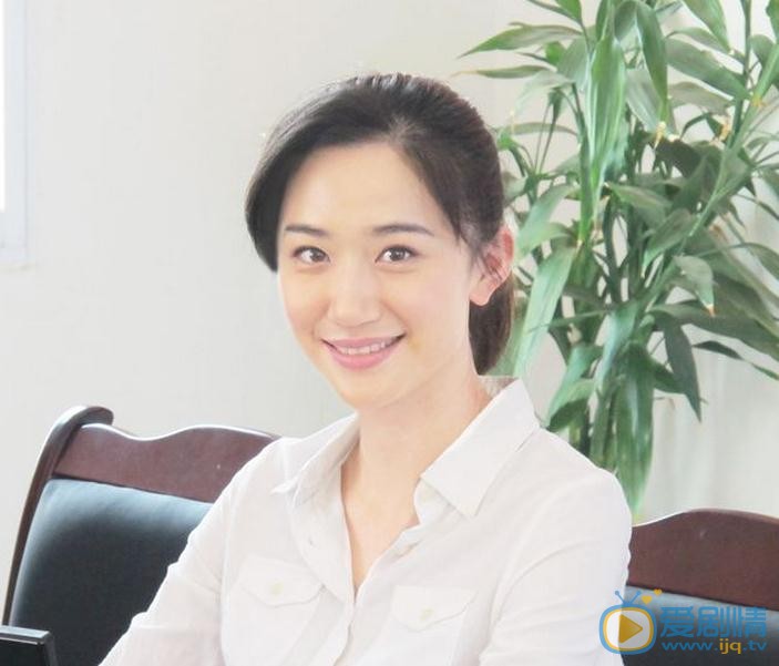 司珂华《带泪梨花》剧照 司珂华高清写真_司珂华高清剧照