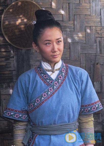 司珂华《第一伞兵》剧照 司珂华高清写真_司珂华高清剧照