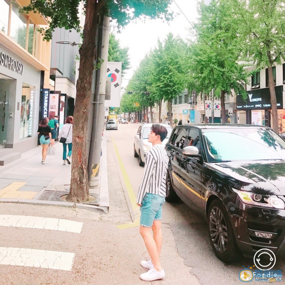 王艺霖街拍写真 王艺霖高清写真_王艺霖高清剧照