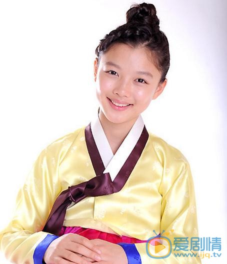 金裕贞韩服写真 金裕贞高清写真_金裕贞高清剧照