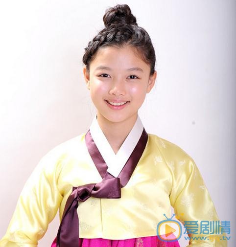 金裕贞韩服写真 金裕贞高清写真_金裕贞高清剧照