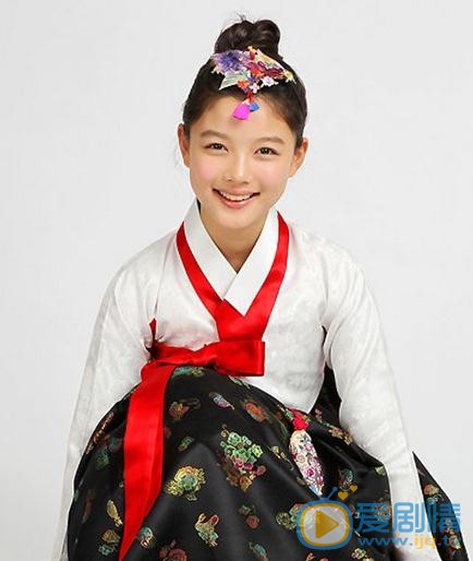 金裕贞韩服写真 金裕贞高清写真_金裕贞高清剧照