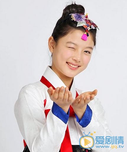 金裕贞韩服写真 金裕贞高清写真_金裕贞高清剧照