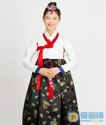 金裕贞韩服写真 金裕贞高清写真_金裕贞高清剧照