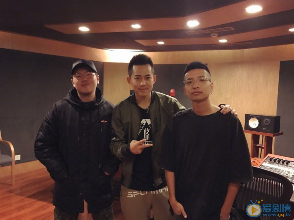 苏醒和同时合照写真 苏醒高清写真_苏醒高清剧照