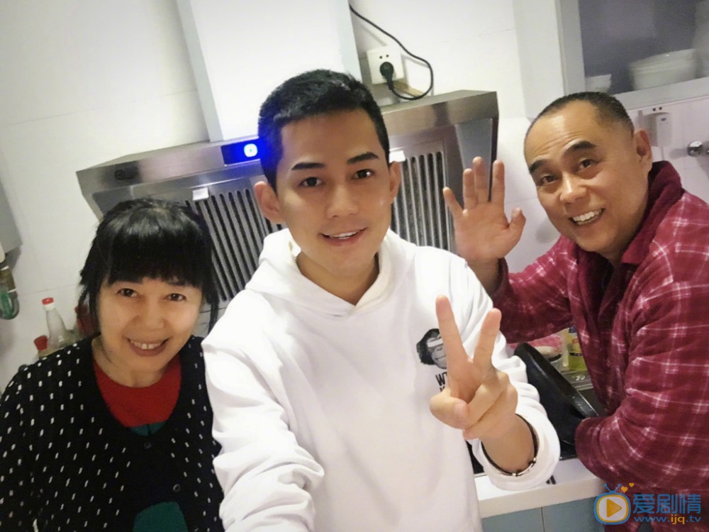 苏醒和同时合照写真 苏醒高清写真_苏醒高清剧照