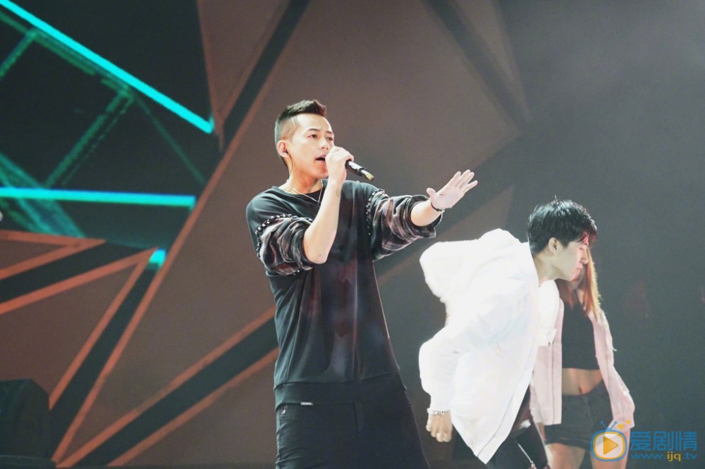 苏醒广告写真 苏醒高清写真_苏醒高清剧照