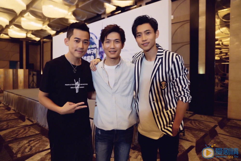 苏醒广告写真 苏醒高清写真_苏醒高清剧照