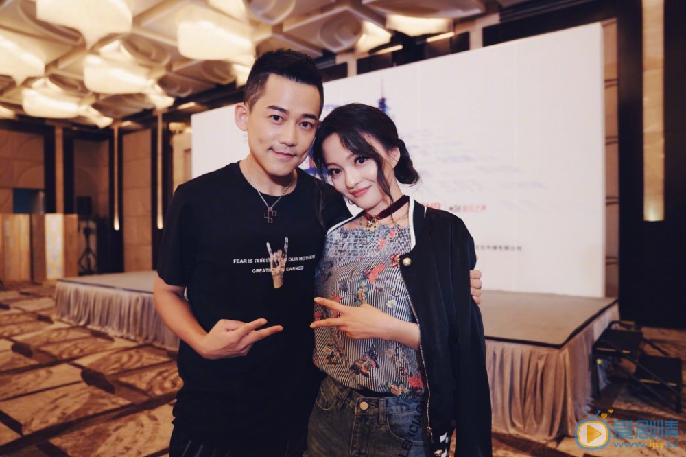 苏醒广告写真 苏醒高清写真_苏醒高清剧照