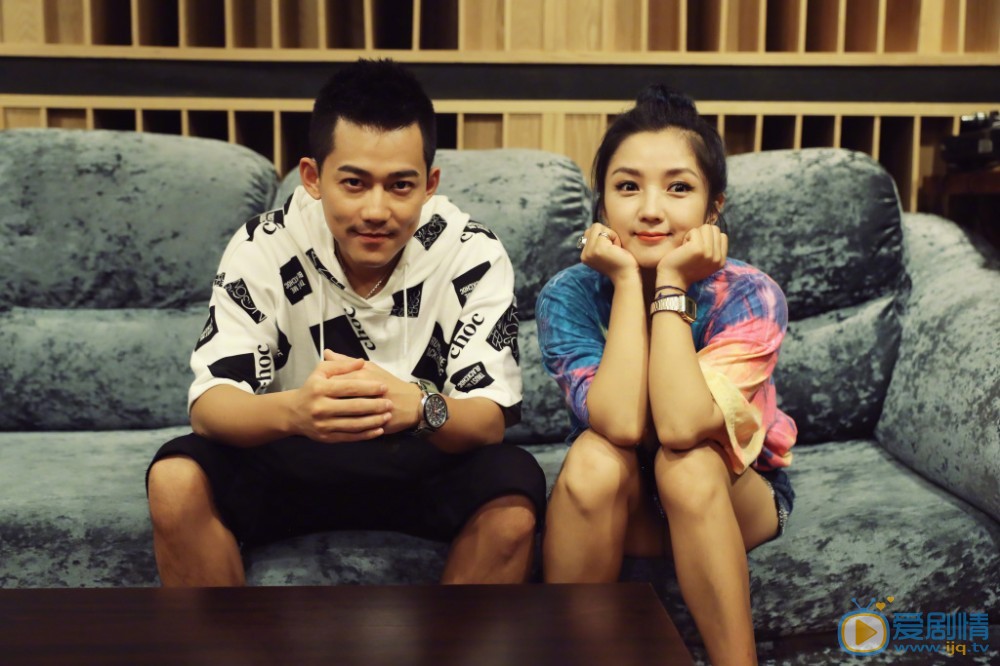 苏醒和何洁合照写真 苏醒高清写真_苏醒高清剧照