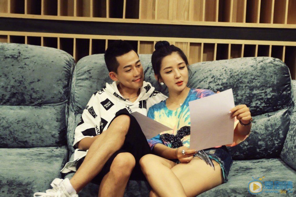 苏醒和何洁合照写真 苏醒高清写真_苏醒高清剧照