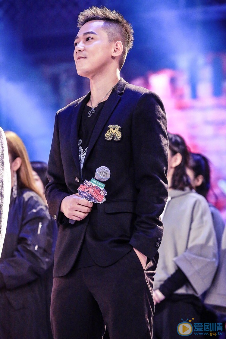 苏醒广告写真 苏醒高清写真_苏醒高清剧照