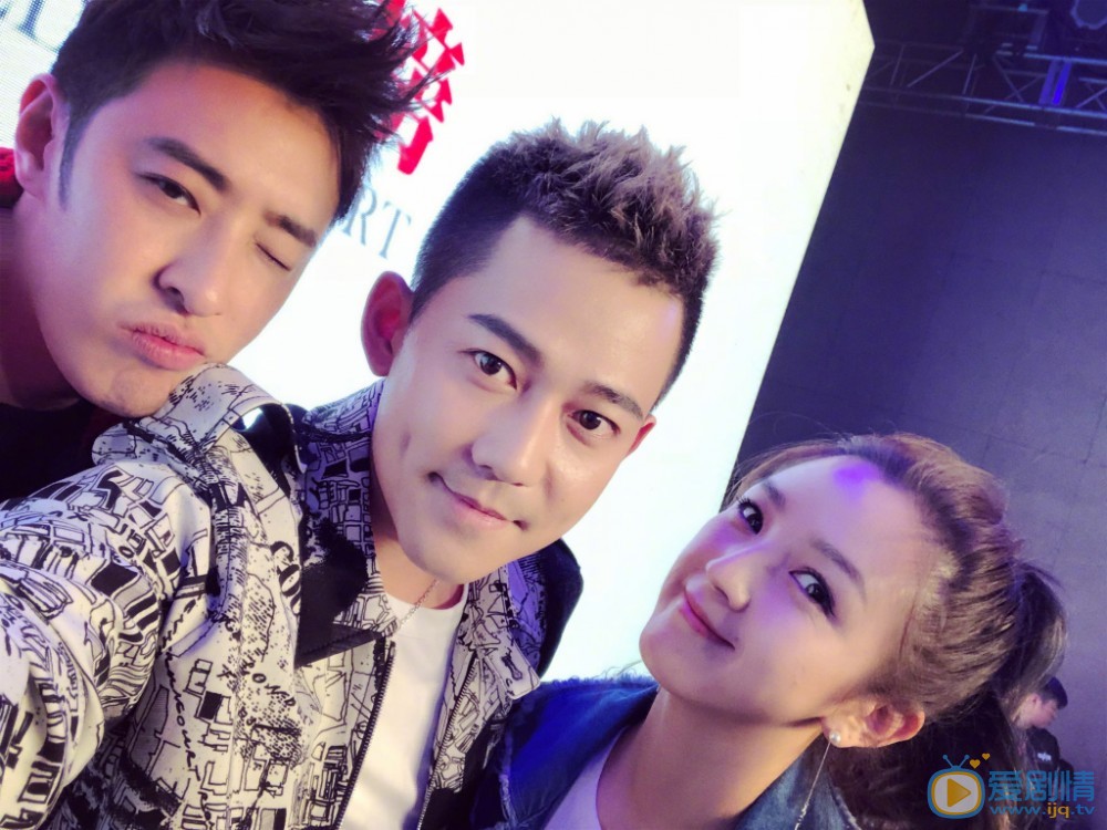 苏醒和何洁合照写真 苏醒高清写真_苏醒高清剧照