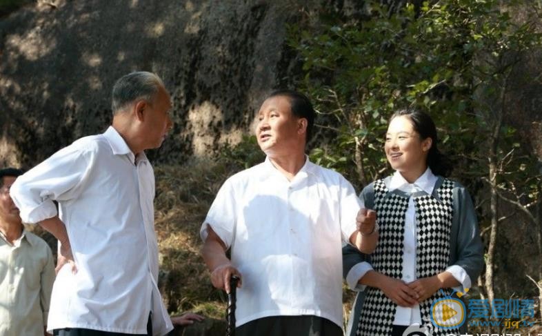 沈傲君《历史转折中的邓小平》剧照 沈傲君高清写真_沈傲君高清剧照