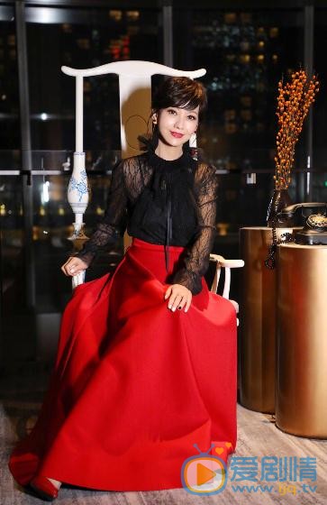 赵雅芝晚礼服写真 赵雅芝高清写真_赵雅芝高清剧照
