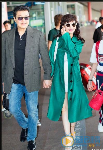 赵雅芝和丈夫黄锦燊合照 赵雅芝高清写真_赵雅芝高清剧照