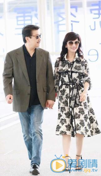 赵雅芝和丈夫黄锦燊合照 赵雅芝高清写真_赵雅芝高清剧照