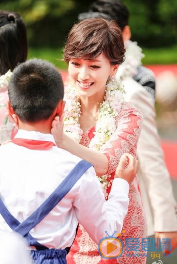 赵雅芝《我们来了》剧照写真 赵雅芝高清写真_赵雅芝高清剧照