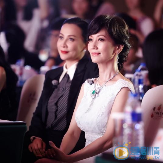 赵雅芝和其他明星合照写真 赵雅芝高清写真_赵雅芝高清剧照