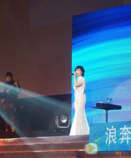赵雅芝微博配图写真 赵雅芝高清写真_赵雅芝高清剧照