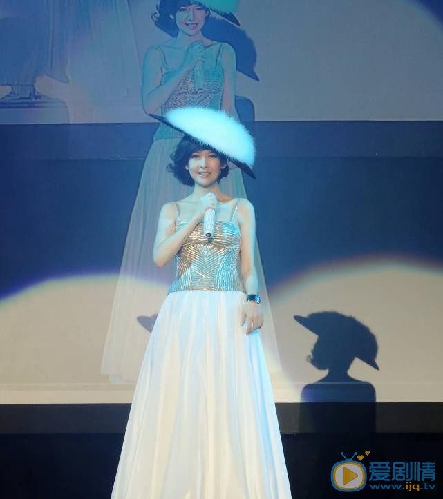 周慧敏演唱会 周慧敏高清写真_周慧敏高清剧照