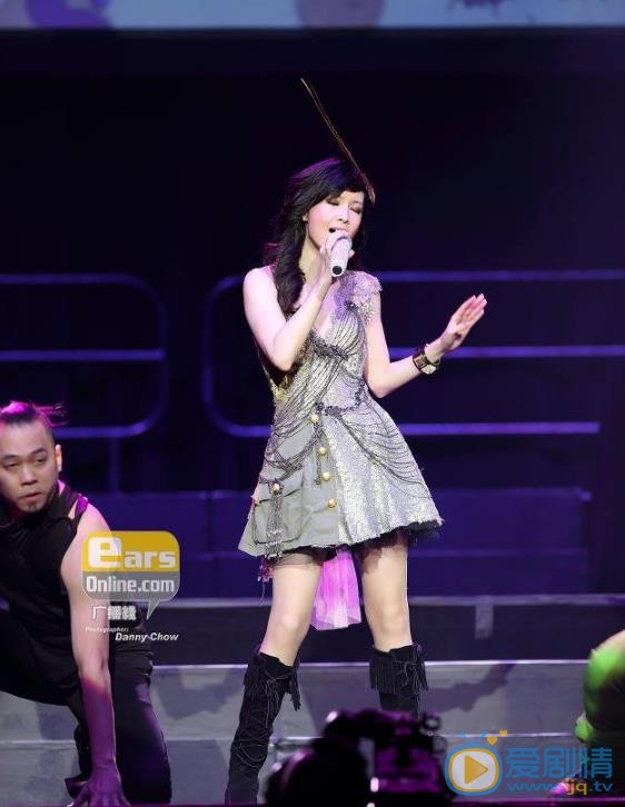 周慧敏演唱会 周慧敏高清写真_周慧敏高清剧照