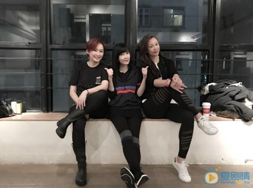 周慧敏生活照 周慧敏高清写真_周慧敏高清剧照