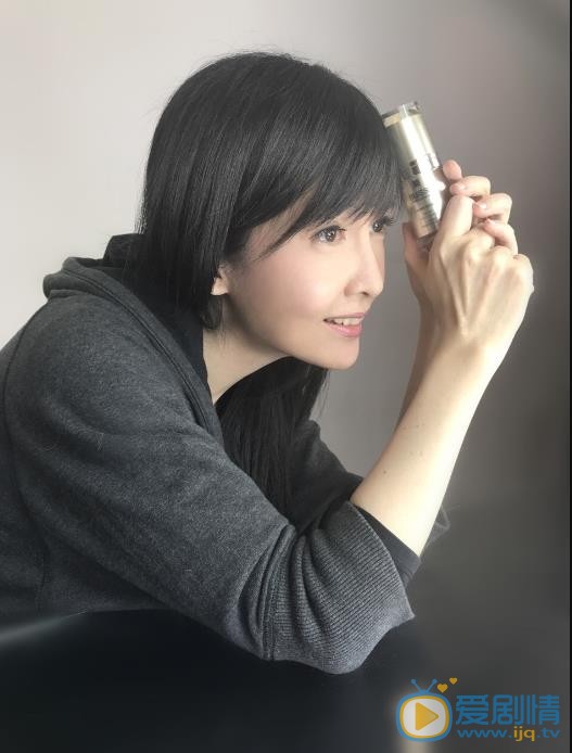 周慧敏生活照 周慧敏高清写真_周慧敏高清剧照