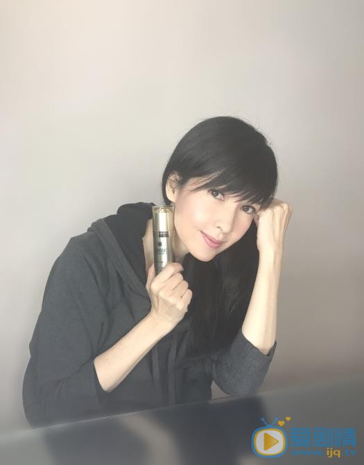 周慧敏生活照 周慧敏高清写真_周慧敏高清剧照