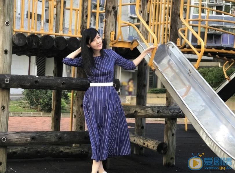 周慧敏靓丽街拍照 周慧敏高清写真_周慧敏高清剧照