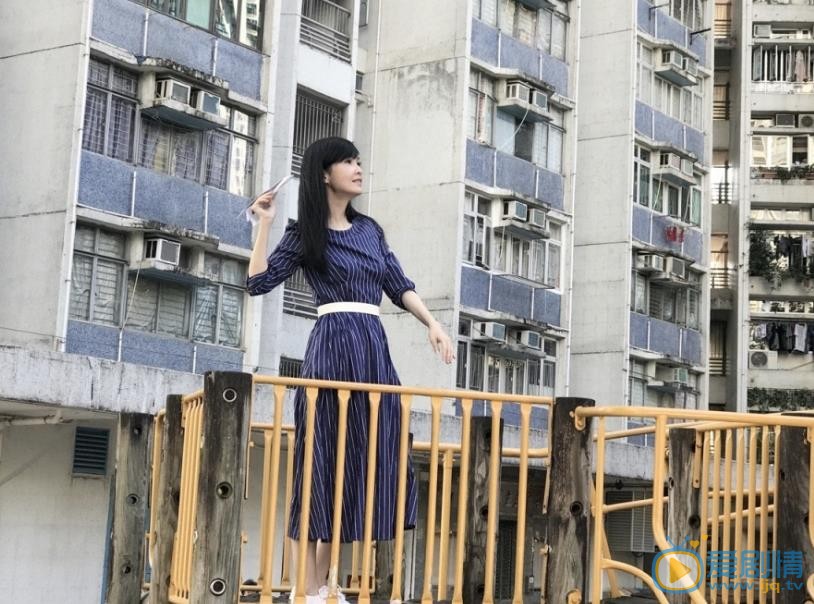 周慧敏靓丽街拍照 周慧敏高清写真_周慧敏高清剧照