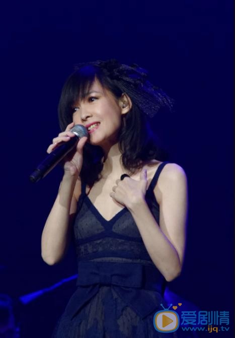 周慧敏演唱会 周慧敏高清写真_周慧敏高清剧照