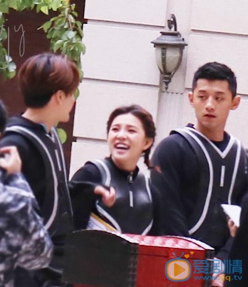 张继科参加活动写真 张继科高清写真_张继科高清剧照