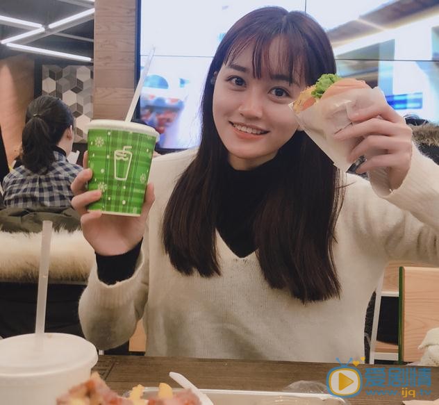 张昕 生活照 张昕 高清写真_张昕 高清剧照