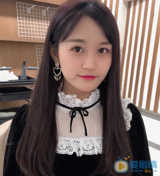 张昕 生活照 张昕 高清写真_张昕 高清剧照