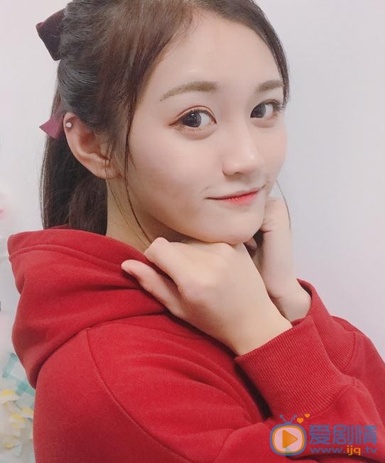 张昕 生活照 张昕 高清写真_张昕 高清剧照