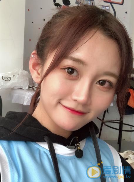 张昕 生活照 张昕 高清写真_张昕 高清剧照