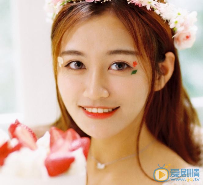 张昕 靓丽写真 张昕 高清写真_张昕 高清剧照
