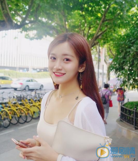 张昕 生活照 张昕 高清写真_张昕 高清剧照