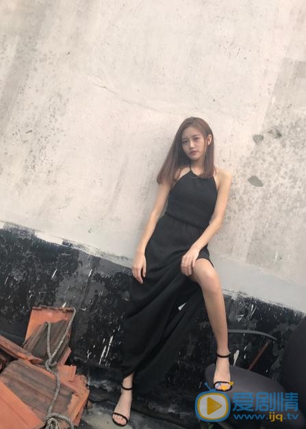 张昕 街拍写真 张昕 高清写真_张昕 高清剧照