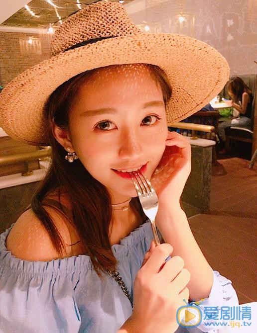 张昕 生活照 张昕 高清写真_张昕 高清剧照