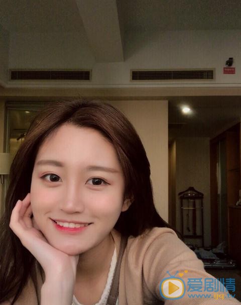 张昕 生活照 张昕 高清写真_张昕 高清剧照