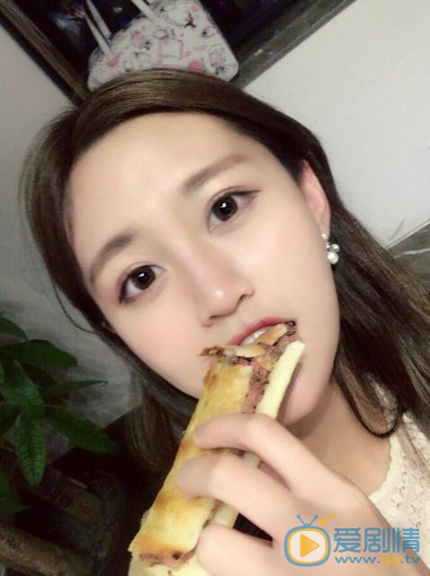 张昕 生活照 张昕 高清写真_张昕 高清剧照