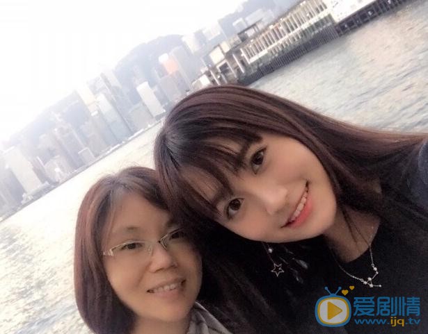 张昕 与人合照 张昕 高清写真_张昕 高清剧照