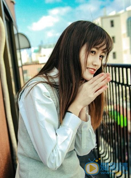 张昕 制服写真 张昕 高清写真_张昕 高清剧照