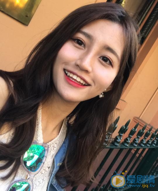 张昕 街拍写真 张昕 高清写真_张昕 高清剧照