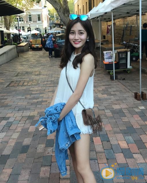 张昕 街拍写真 张昕 高清写真_张昕 高清剧照