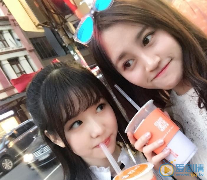 张昕 与人合照 张昕 高清写真_张昕 高清剧照